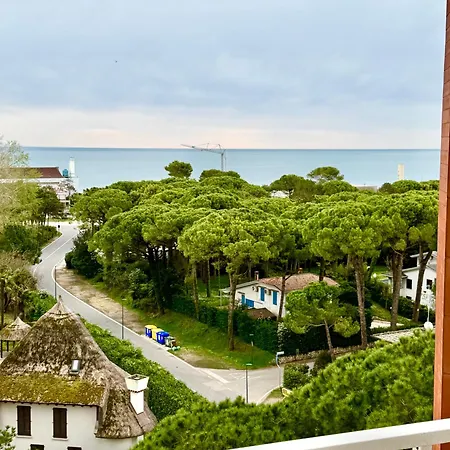 Ampio Con Bellissima Vista Mare - Ampia Terrazza, Parcheggio Gratuito E Wi-fi Apartment Lignano Sabbiadoro