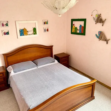 Ampio Con Bellissima Vista Mare - Ampia Terrazza, Parcheggio Gratuito E Wi-fi Apartment