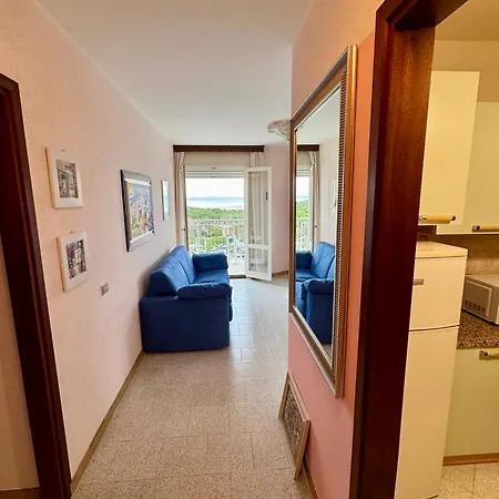 Apartment Ampio Con Bellissima Vista Mare - Ampia Terrazza, Parcheggio Gratuito E Wi-fi