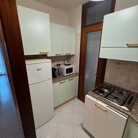 Ampio Con Bellissima Vista Mare - Ampia Terrazza, Parcheggio Gratuito E Wi-fi Apartment